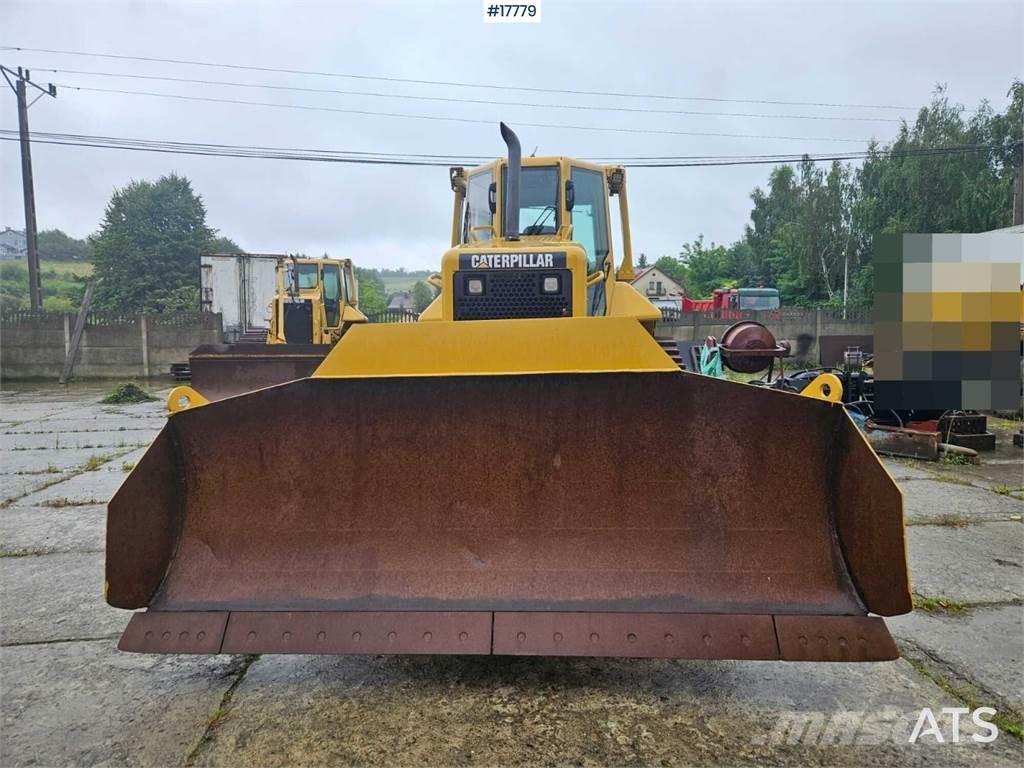 CAT D6NC Pásové dozéry