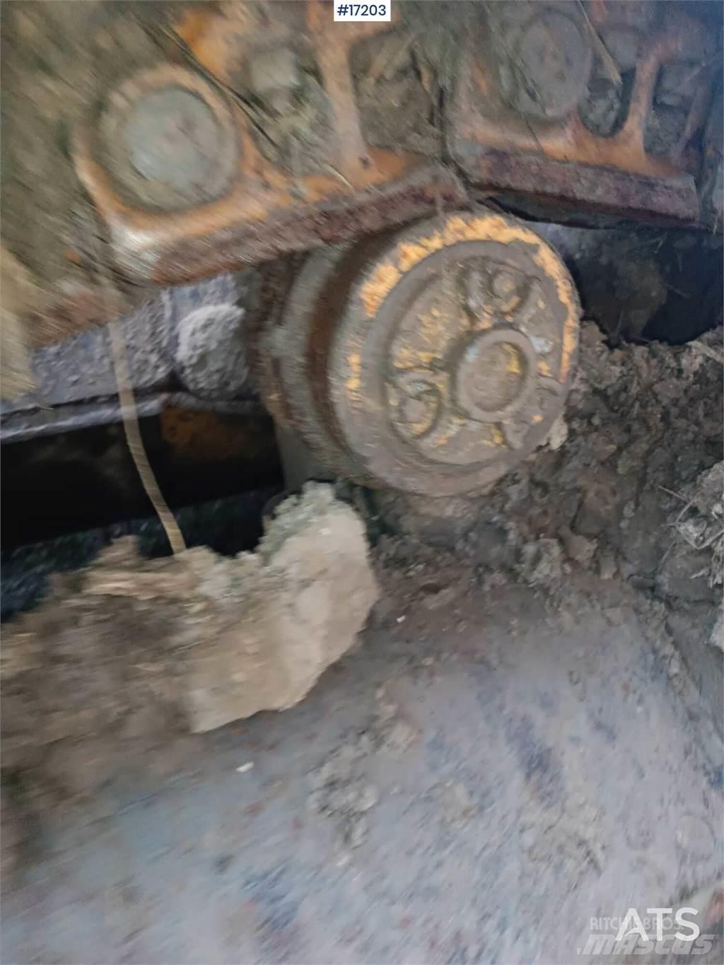 Hanomag D700 C Pásové dozéry