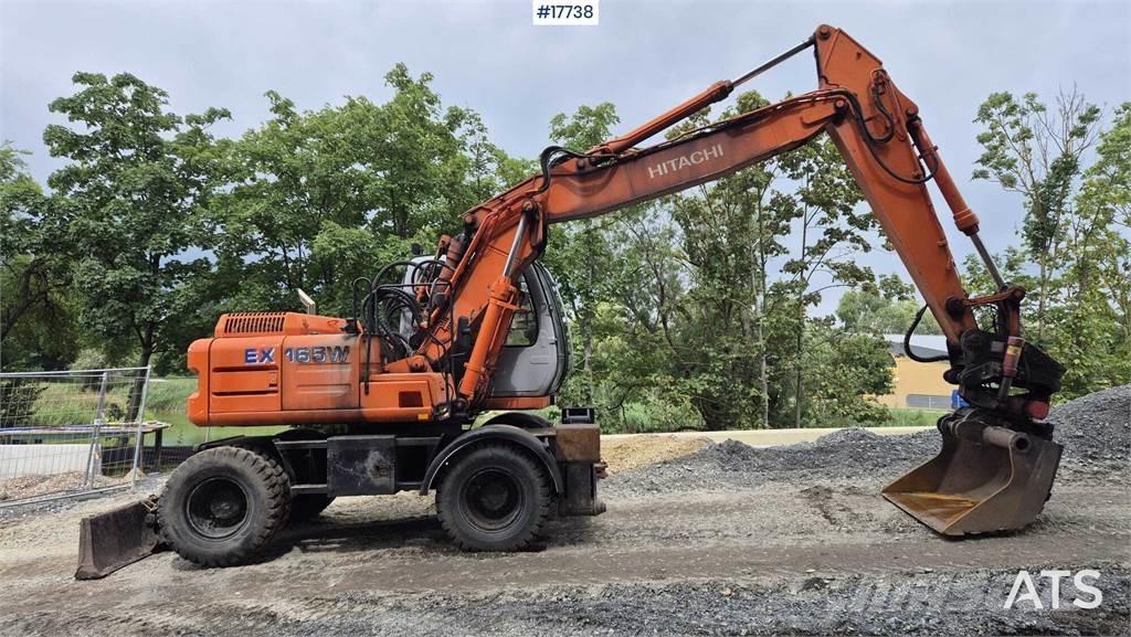Hitachi EX 165W Kolesové rýpadlá