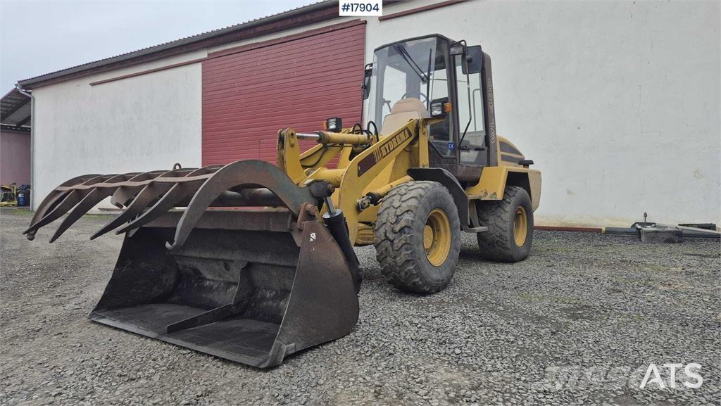 Hydrema WL 480 Kolesové nakladače