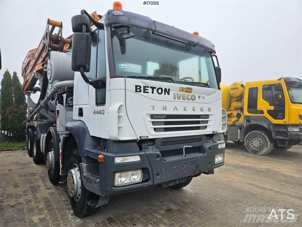 Iveco Trakker A440T Nákladné autá s čerpadlami betónu