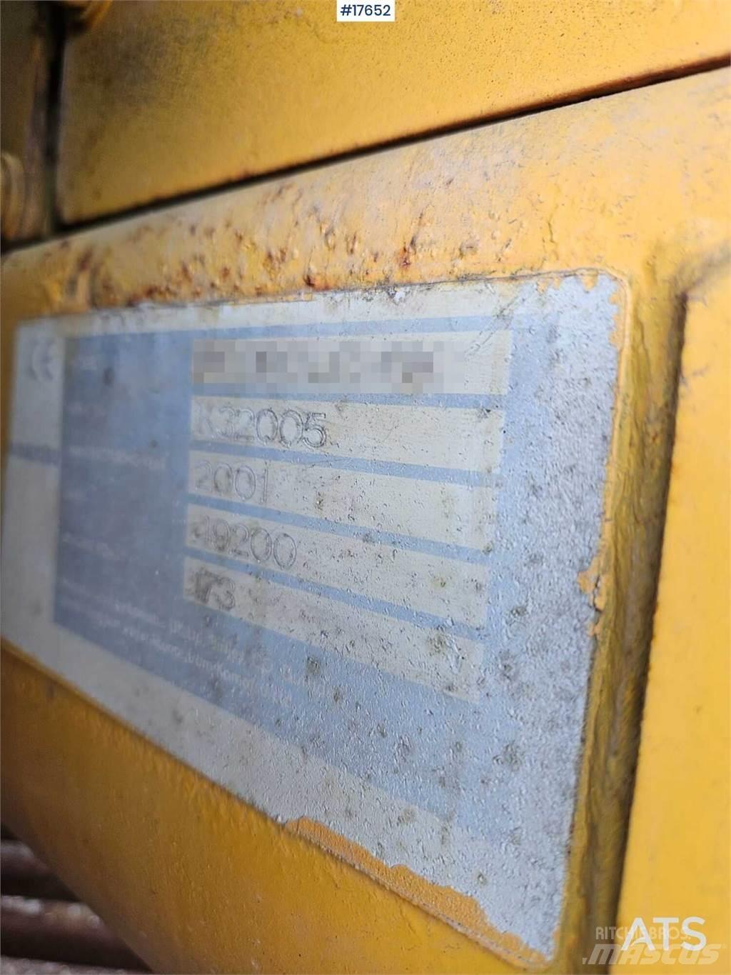 Komatsu 380 Pásové rýpadlá