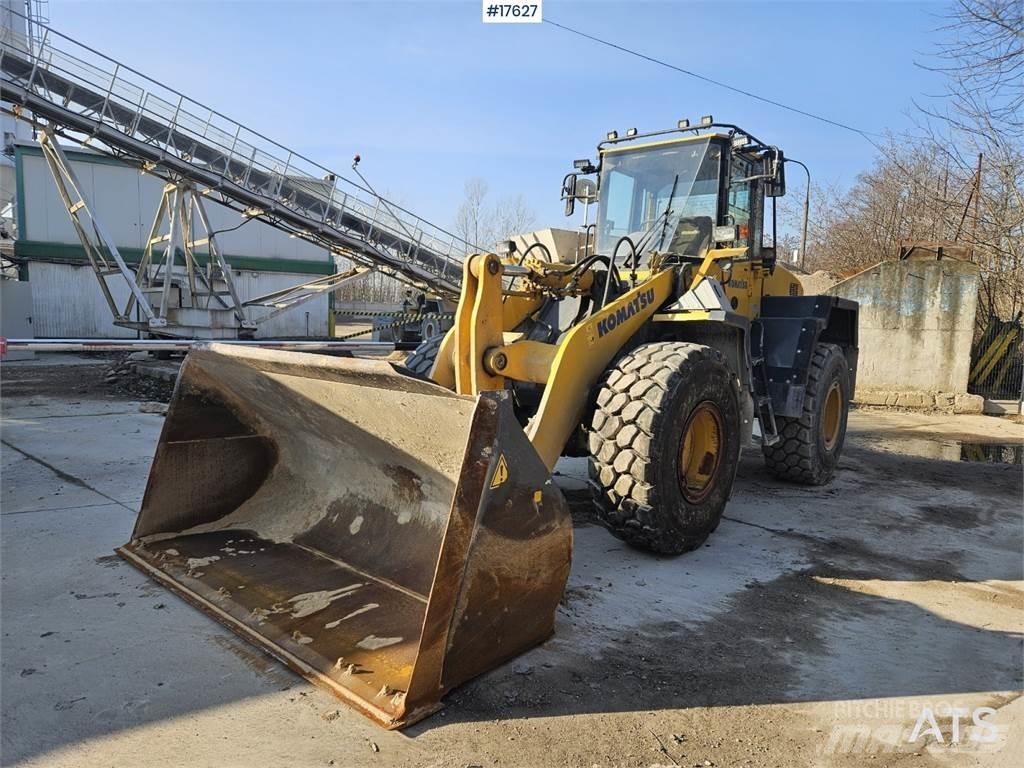 Komatsu WA 320-5 Kolesové nakladače