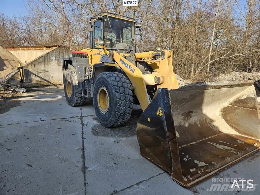 Komatsu WA 320-5 Kolesové nakladače