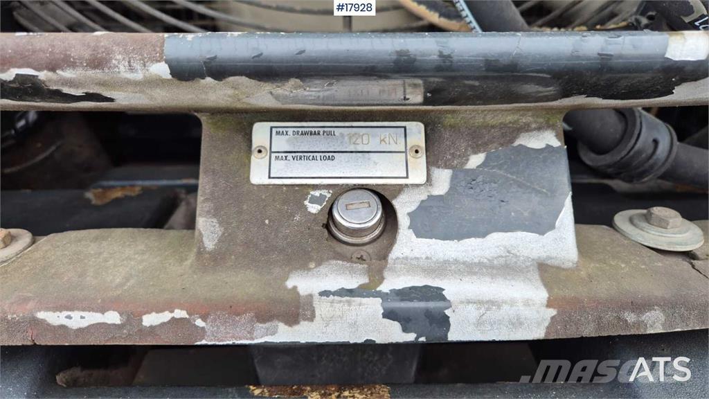 Komatsu WA320-5H Kolesové nakladače