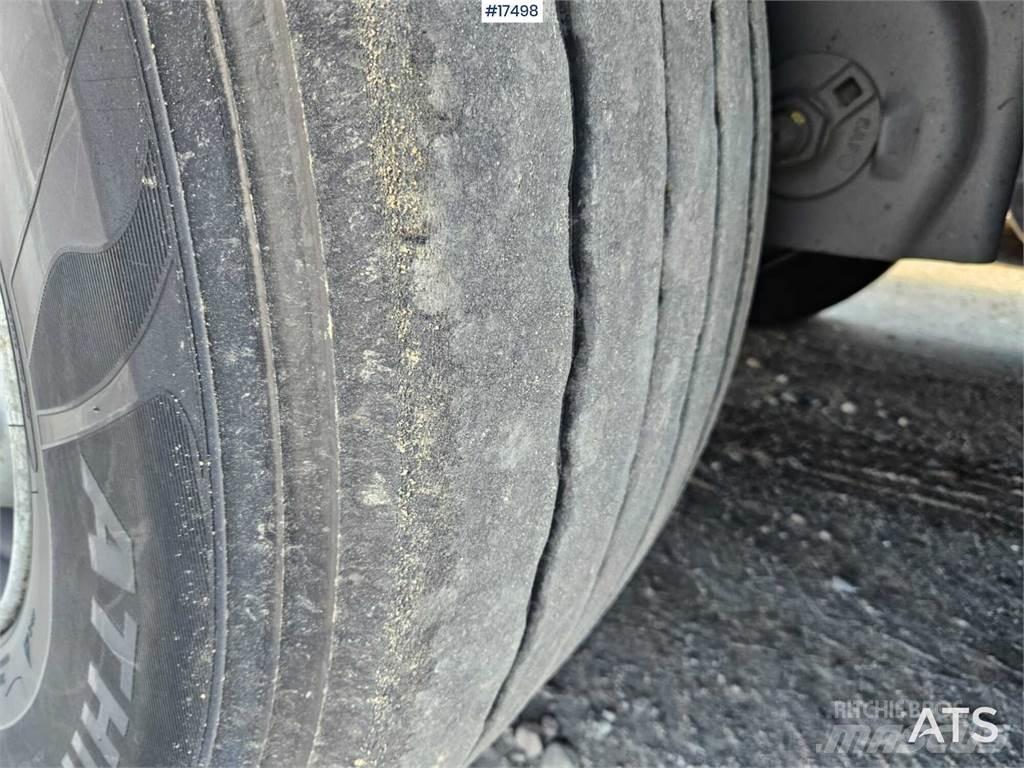Krone SD Plachtové návesy