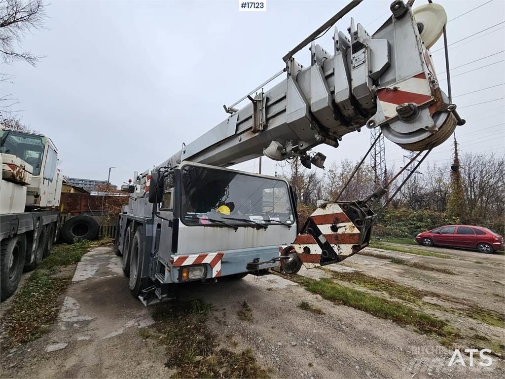 Liebherr 1050-1 Univerzálne terénne žeriavy