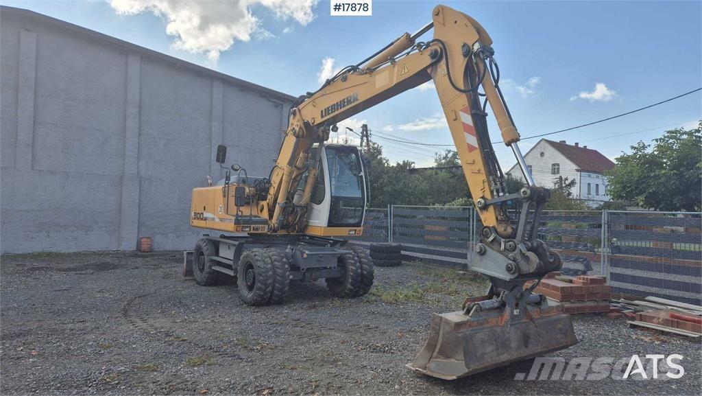 Liebherr A 900C Kolesové rýpadlá