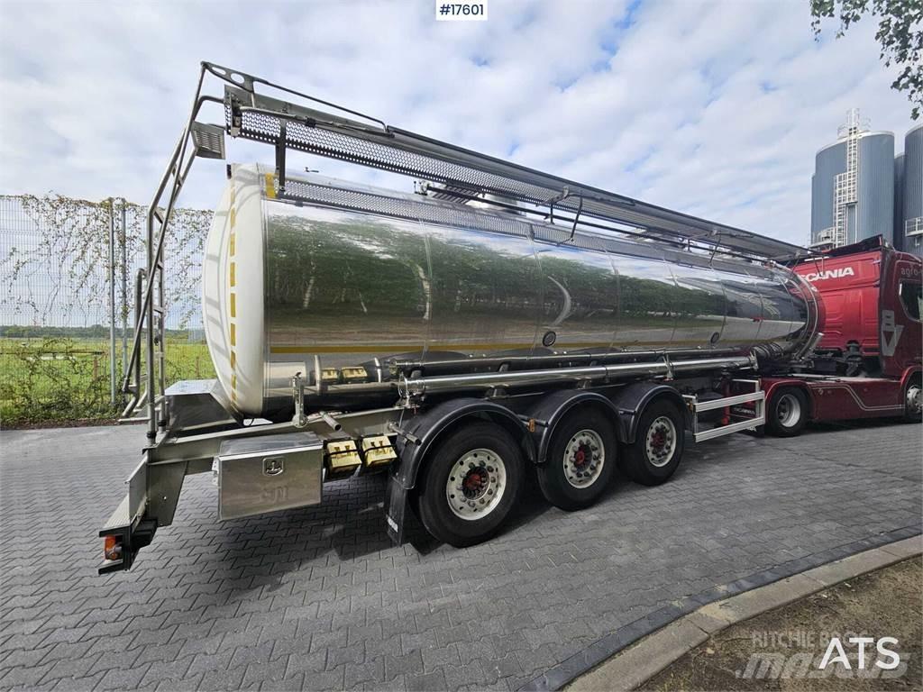 Magyar 6 Ms 2B6 07 Cisternové návesy
