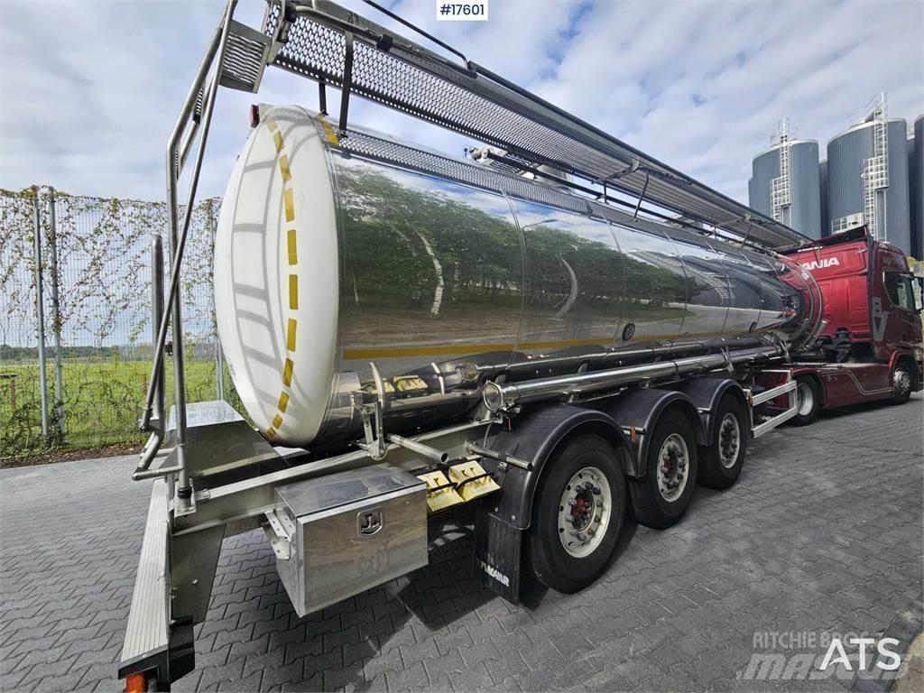 Magyar 6 Ms 2B6 07 Cisternové návesy