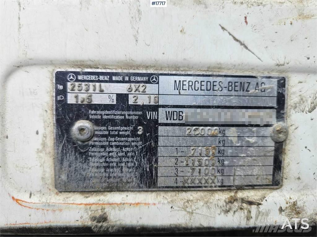 Mercedes-Benz 3734 Stavebné miešačky
