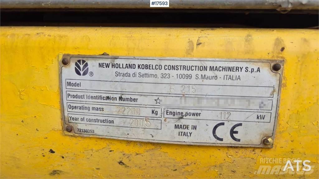 New Holland E215 Pásové rýpadlá