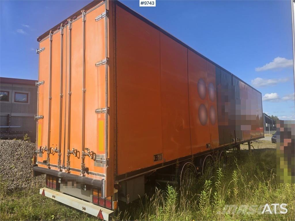 Ekeri L-3 Skriňové návesy