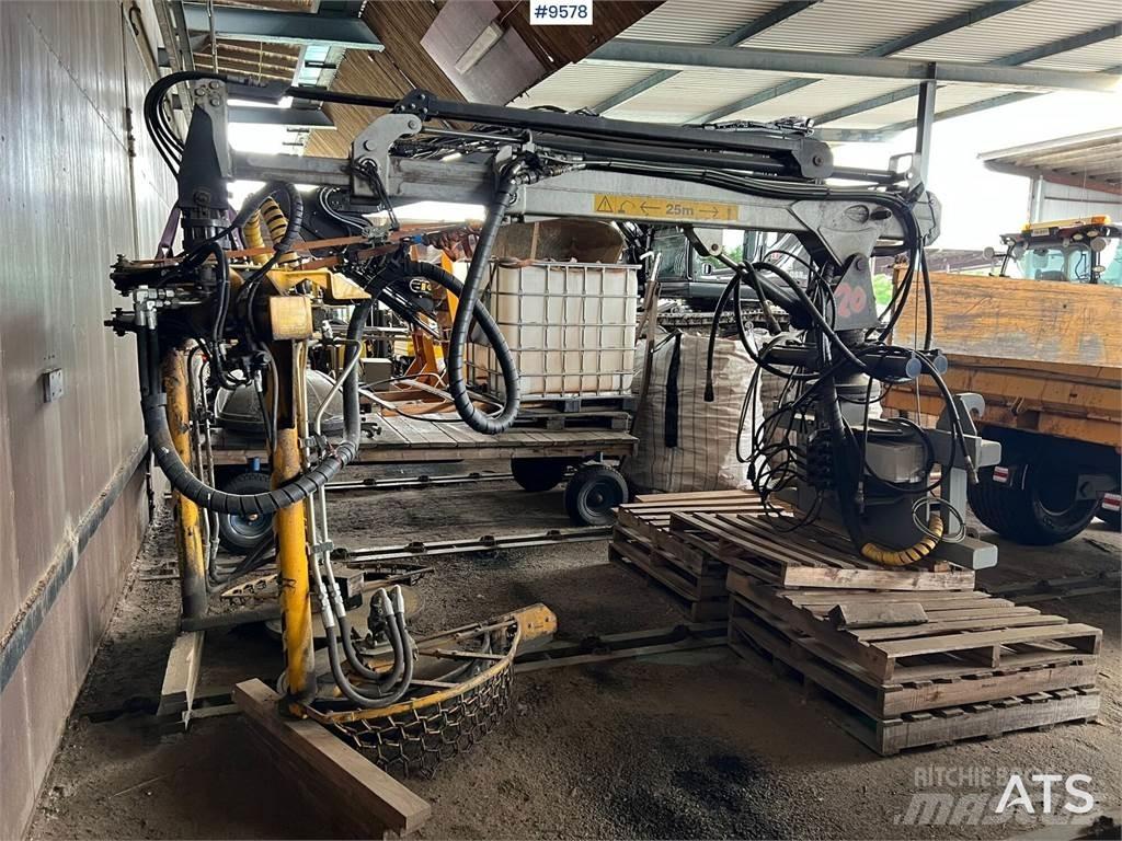  Hinnagårds T125B Drviče asfaltu