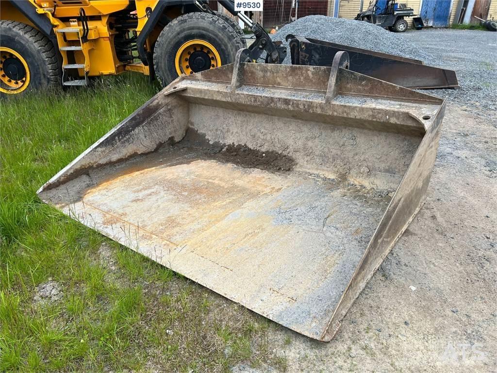 JCB 427 HT Kolesové nakladače