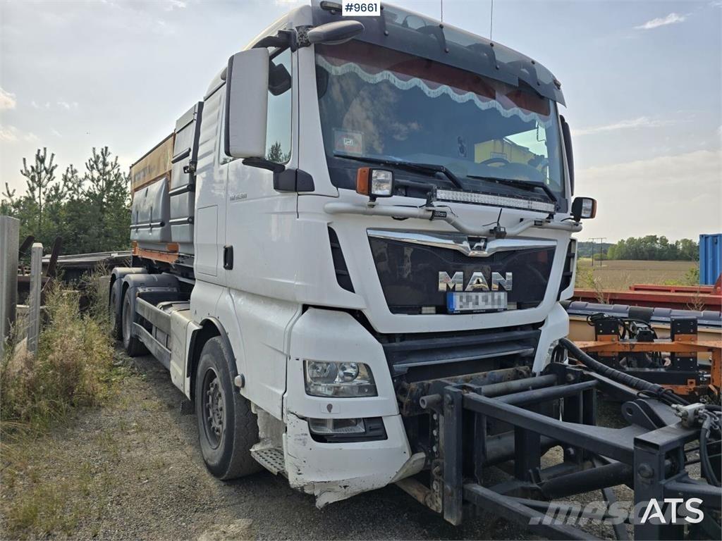 MAN TGX 25.500 Hákový nosič kontajnerov