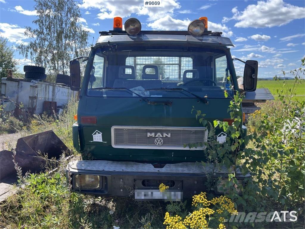 MAN VW 8,150 F Hákový nosič kontajnerov