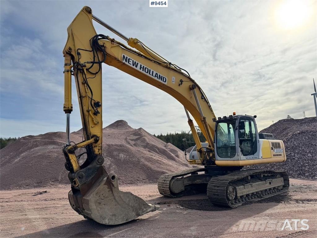 New Holland E385 Pásové rýpadlá