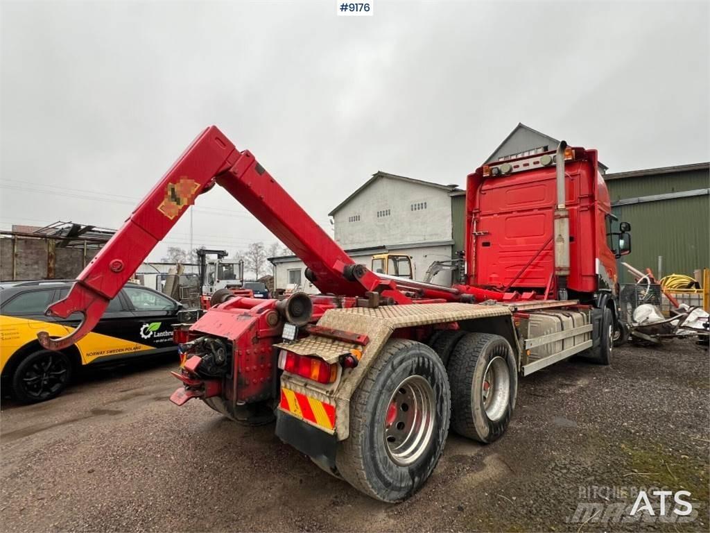 Scania R144GB6X4NA530 Hákový nosič kontajnerov
