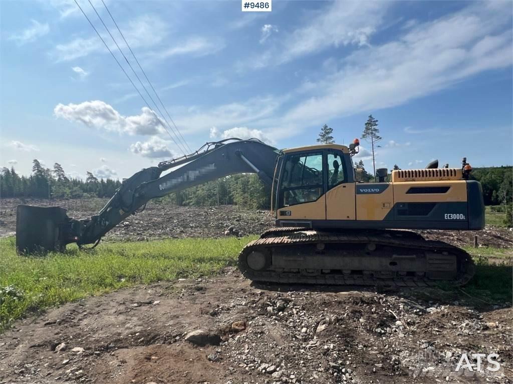 Volvo EC300DL Pásové rýpadlá