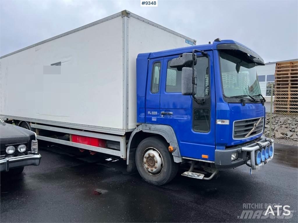 Volvo FL6 4X2 Skriňová nadstavba
