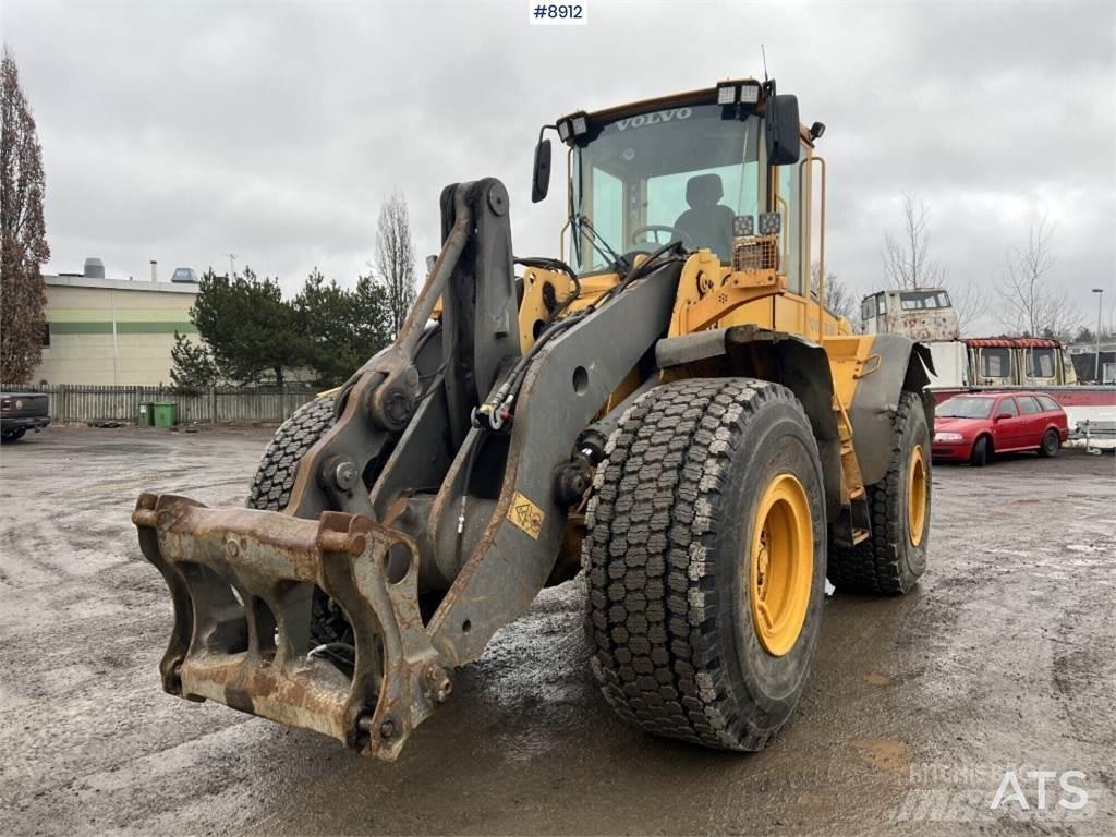 Volvo L110E Kolesové nakladače