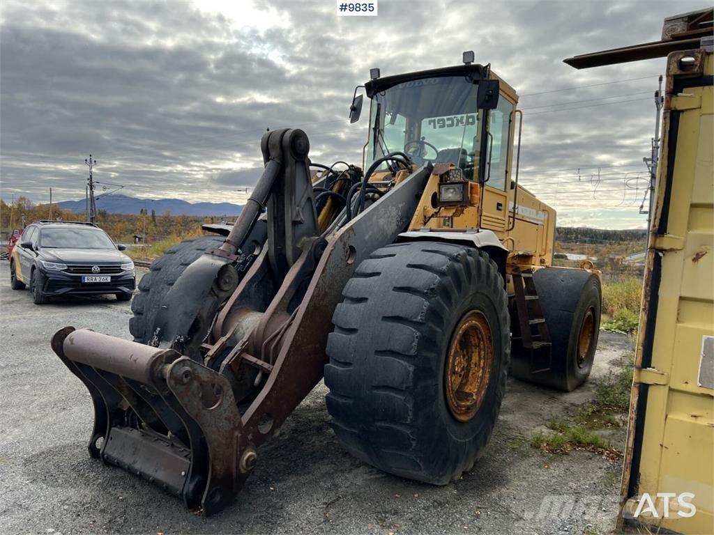 Volvo L180C Kolesové nakladače