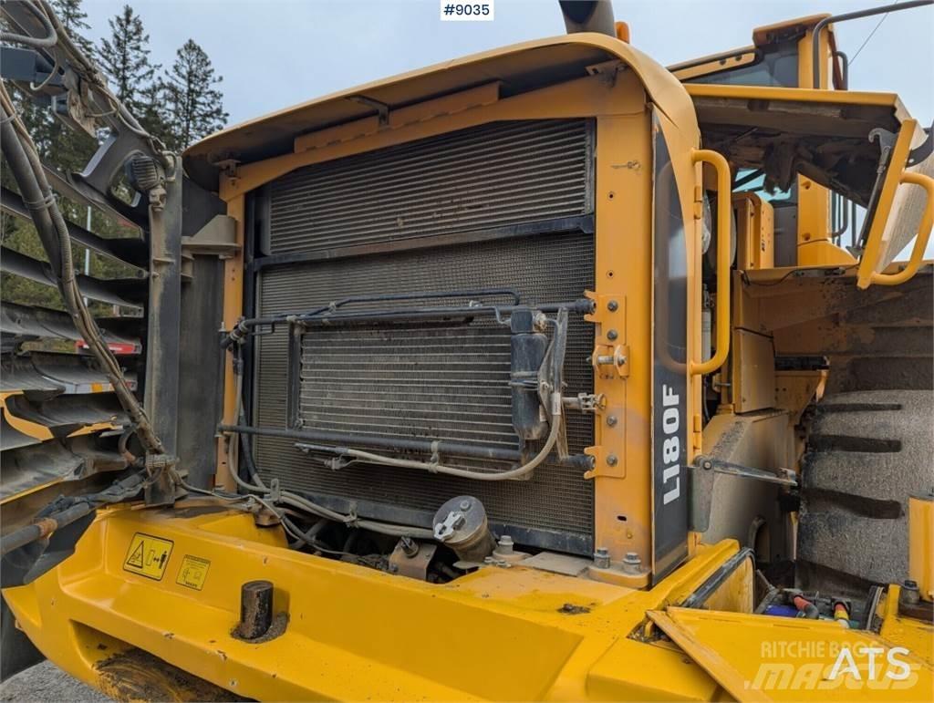 Volvo L180F Kolesové nakladače