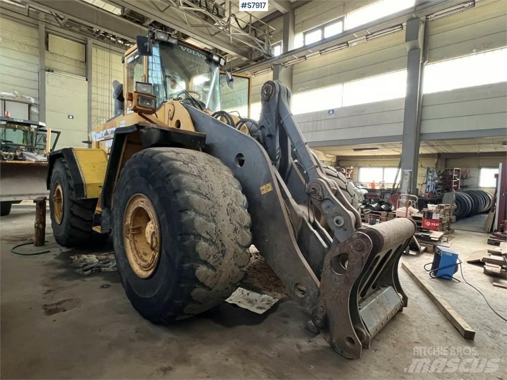 Volvo L220D Kolesové nakladače