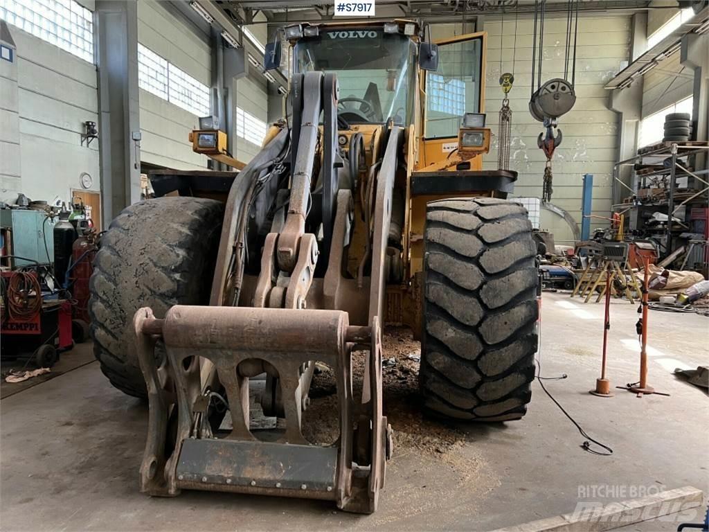 Volvo L220D Kolesové nakladače
