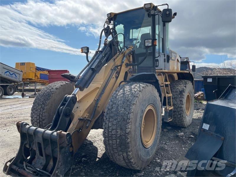 CAT 930 H Kolesové nakladače