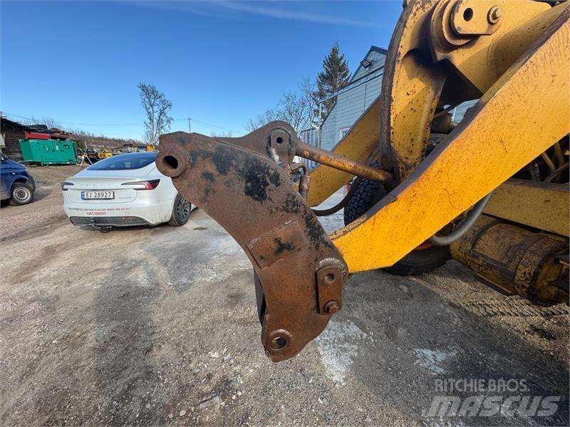CAT 938G Kolesové nakladače