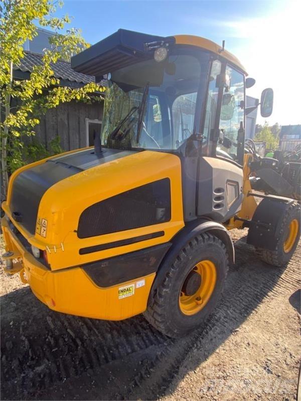 JCB 407 Kolesové nakladače