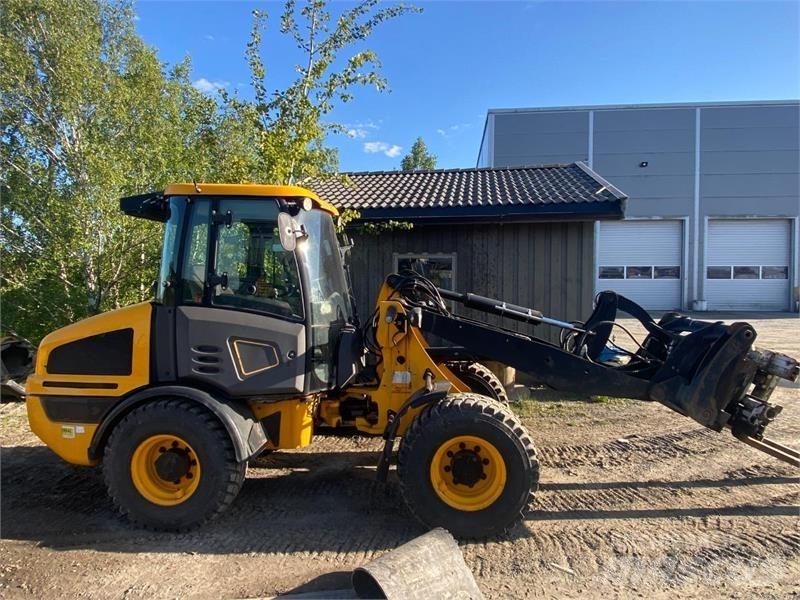 JCB 407 Kolesové nakladače