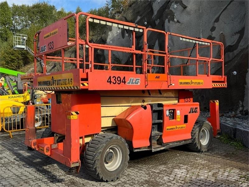 JLG 4394RT Nožnicové zdvíhacie plošiny