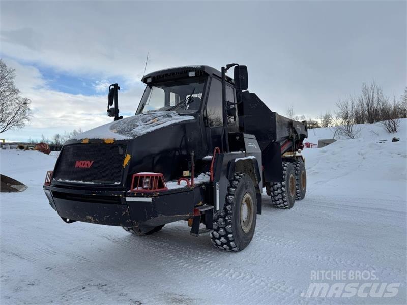 Moxy MT-25 Stavebné sklápače