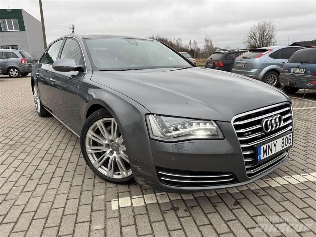 Audi  Automobily