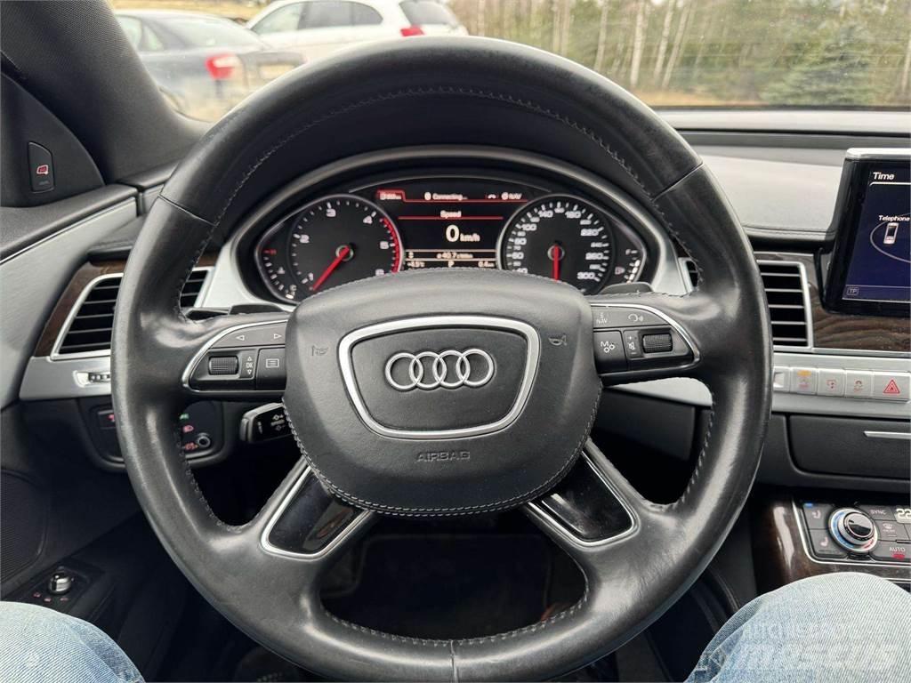 Audi  Automobily