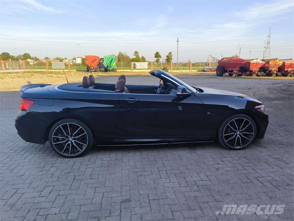 BMW  Automobily