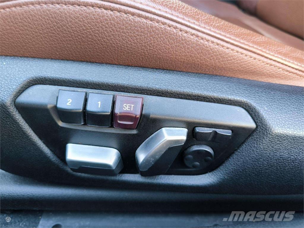 BMW  Automobily