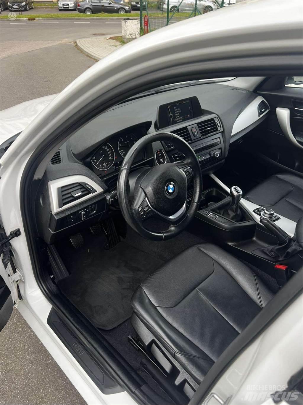 BMW  Automobily
