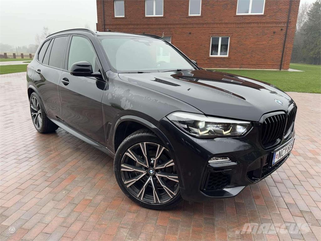 BMW  Automobily