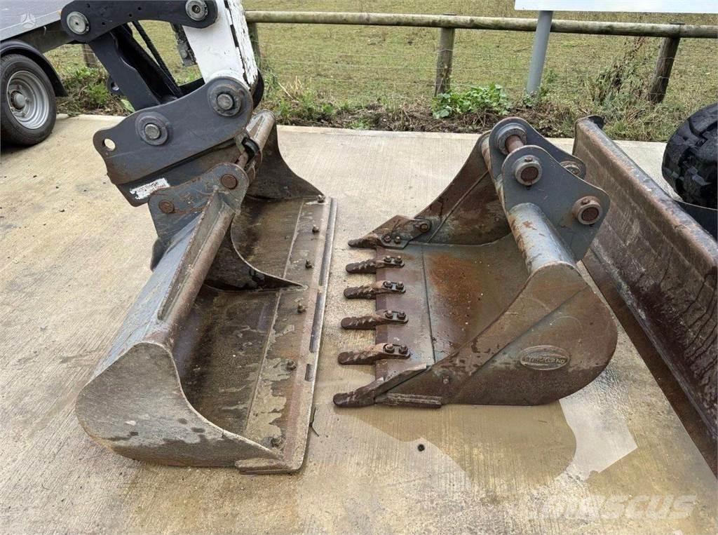 Bobcat E55 Pásové rýpadlá
