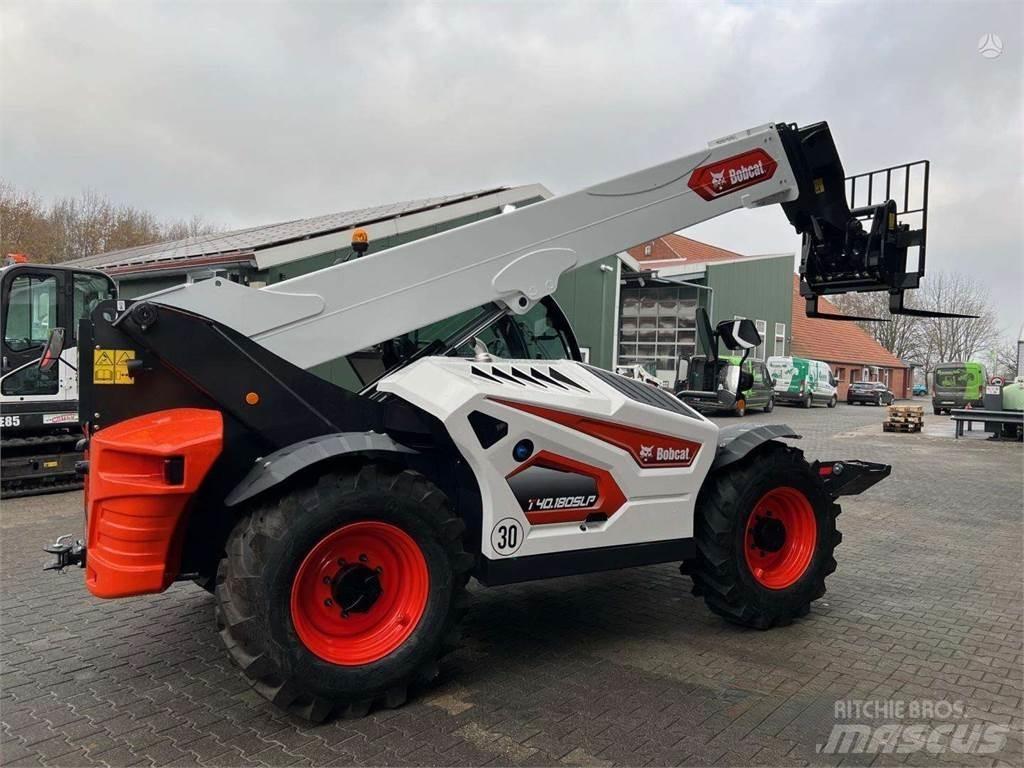 Bobcat TL40.180 Teleskopické manipulátory