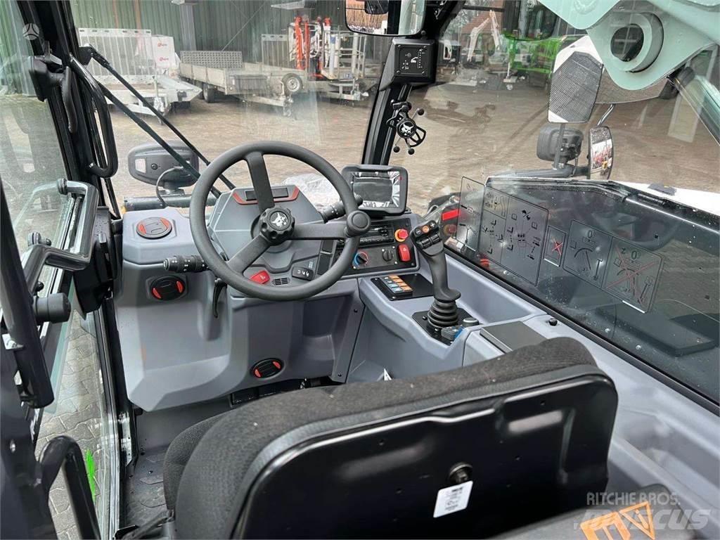 Bobcat TL40.180 Teleskopické manipulátory