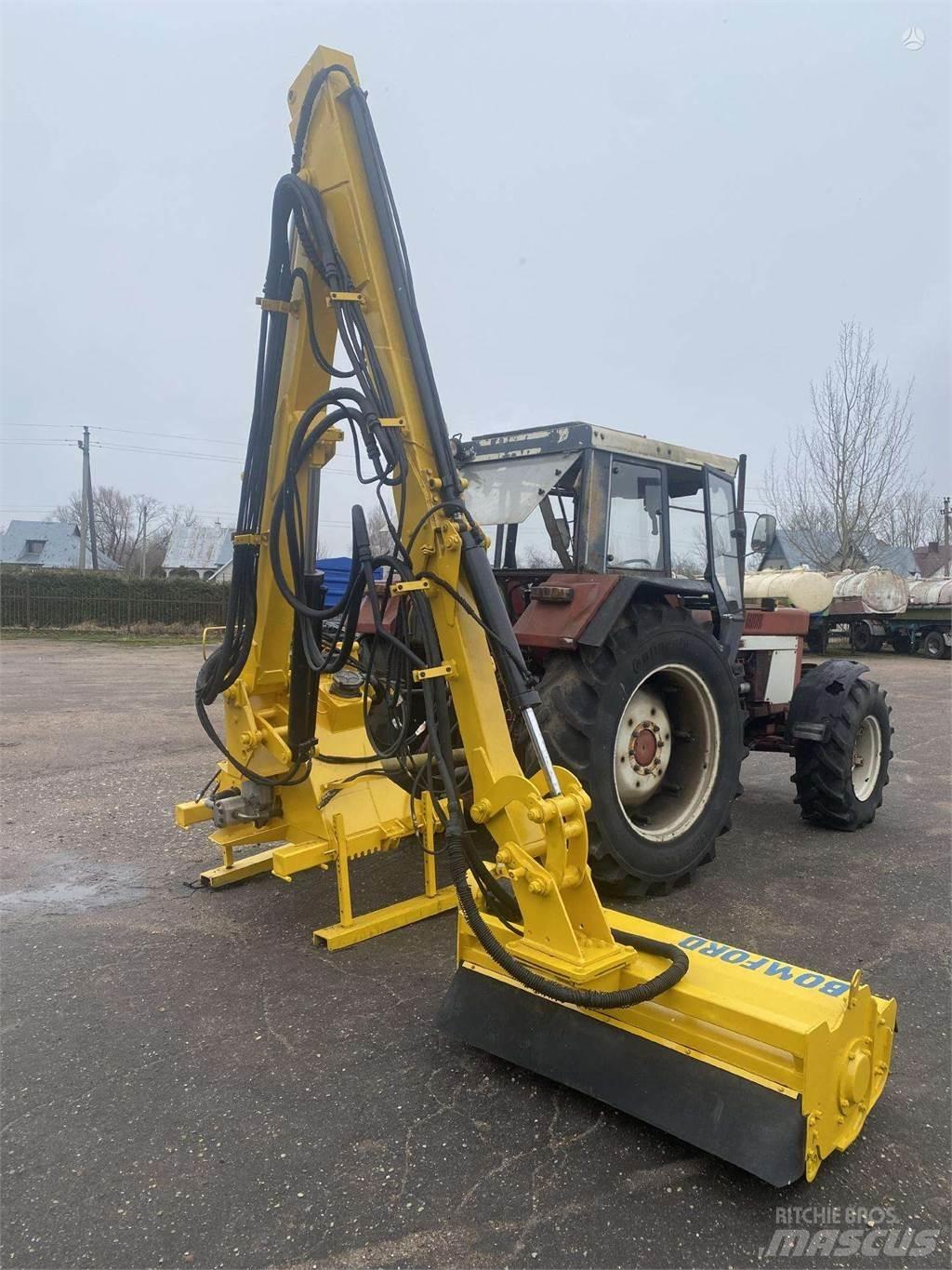 Bomford 800 Žací stroj-kondicionér