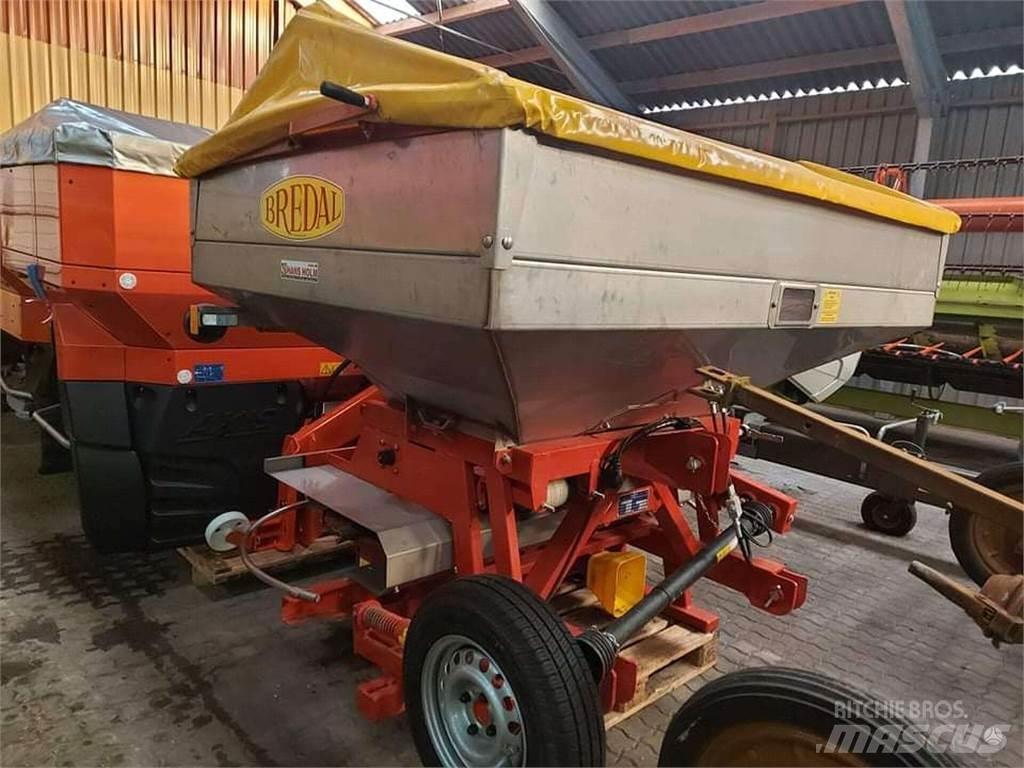 Bredal F2 2500 Rozmetadlá priemyselných hnojív