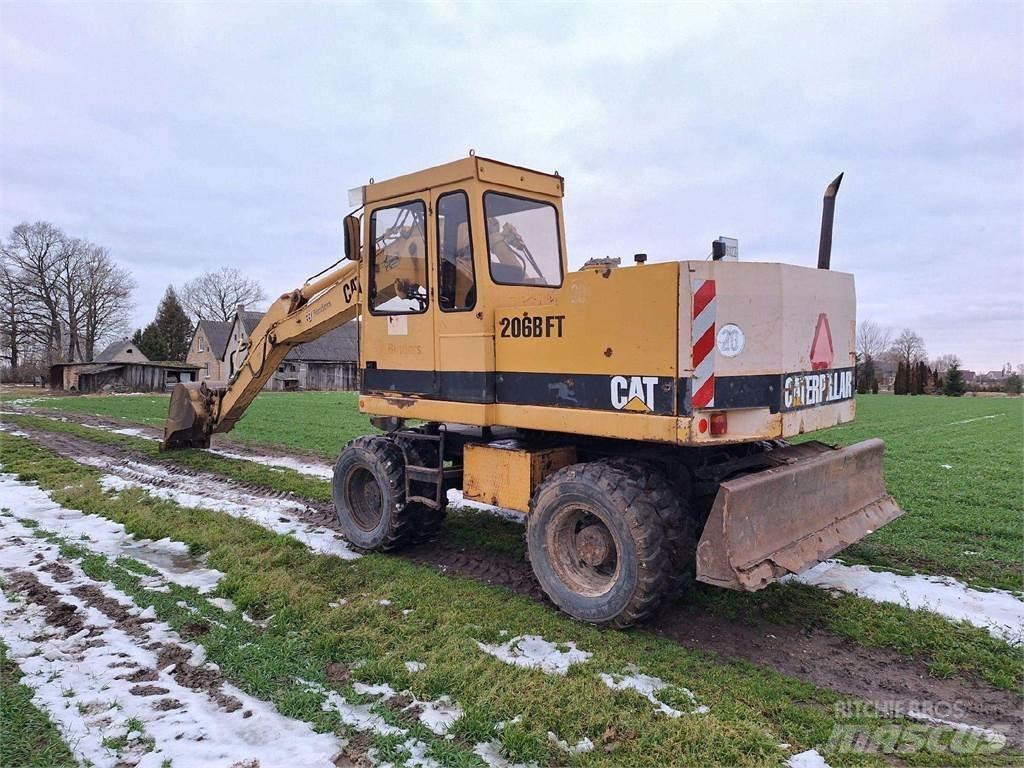 CAT 206 B FT Pásové rýpadlá