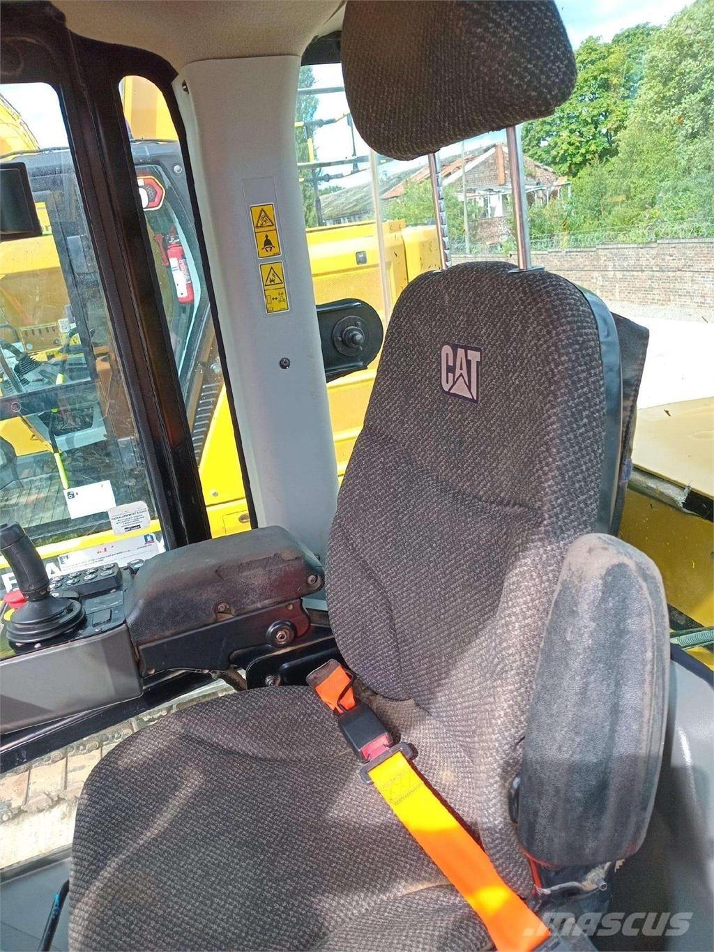 CAT CS 66 B Ťahačové valce