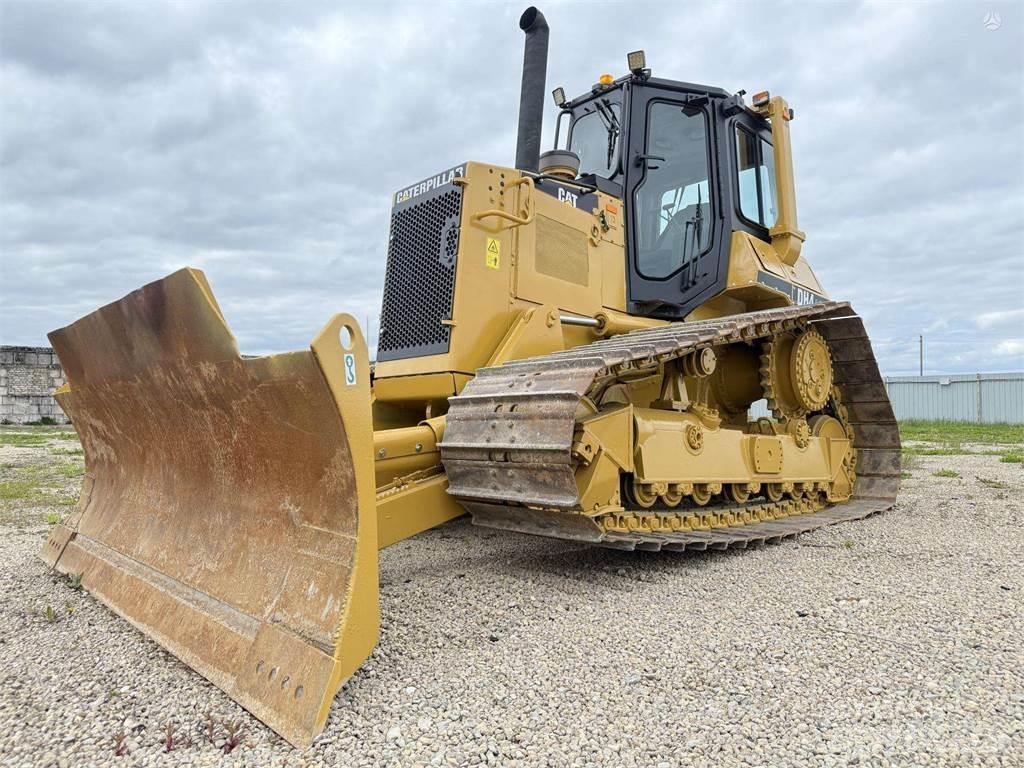 CAT D4H LGP Pásové dozéry